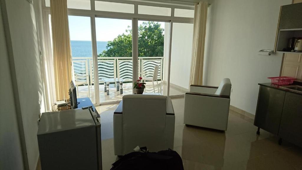 Diamond Plaza Hotel Grand Anse  Esterno foto