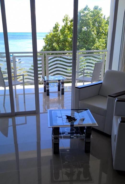 Diamond Plaza Hotel Grand Anse  Esterno foto