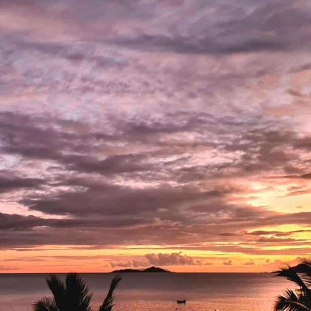 Diamond Plaza Hotel Grand Anse  Esterno foto