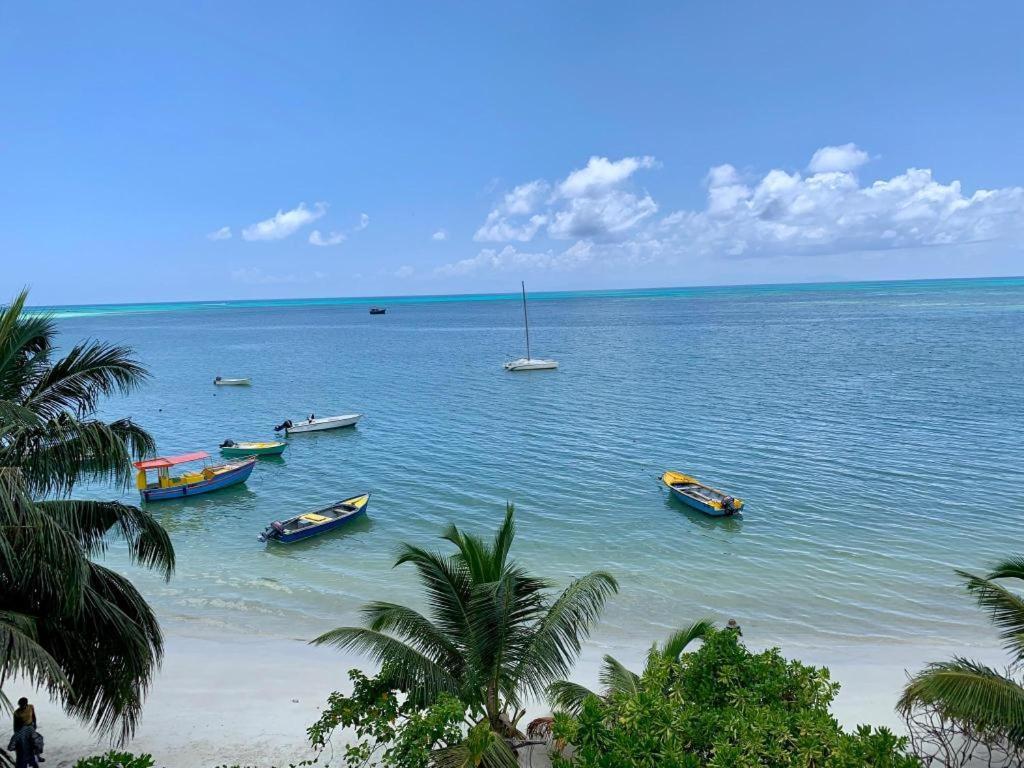 Diamond Plaza Hotel Grand Anse  Camera foto